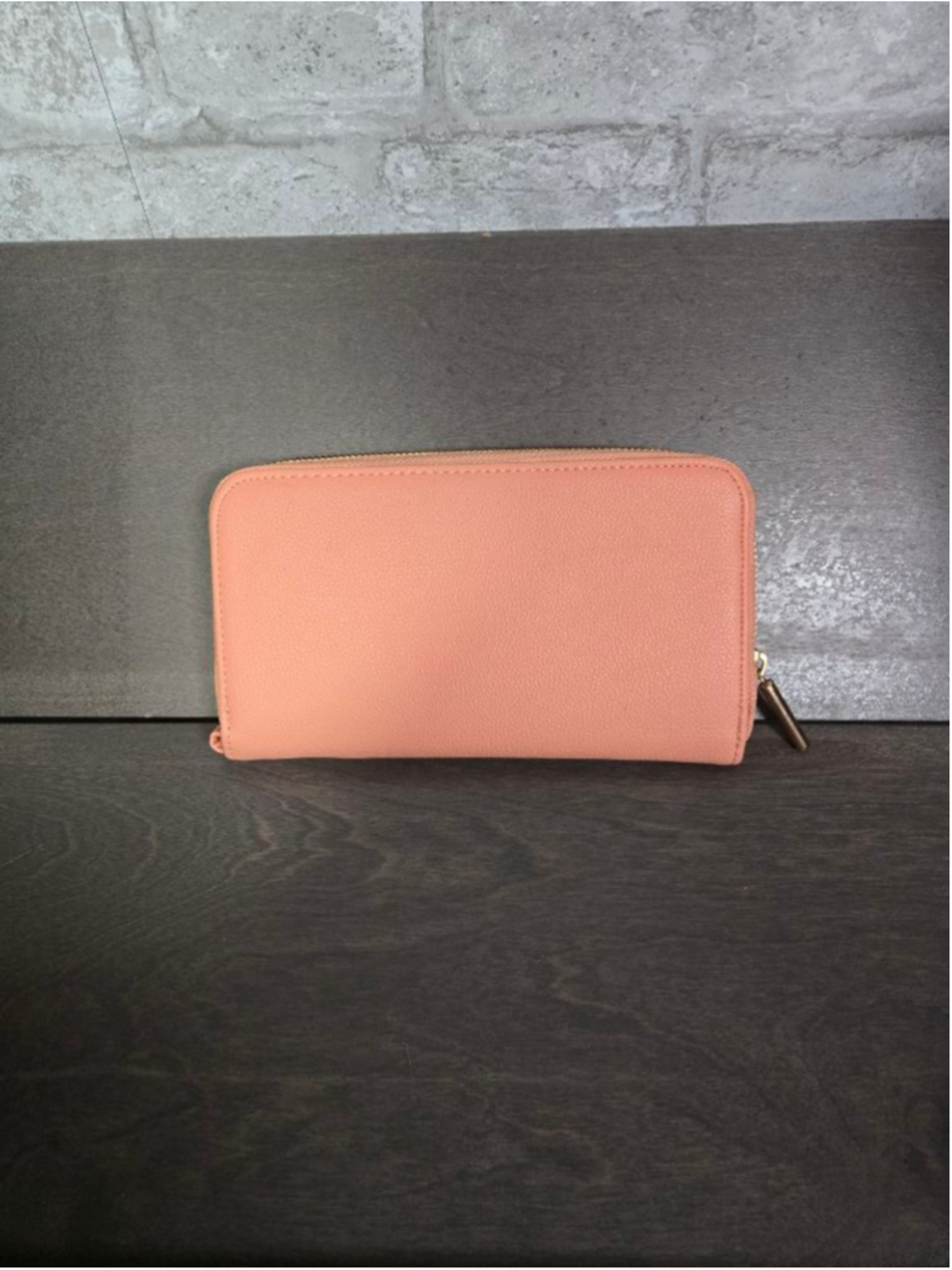 Women's Thirty-One Peach Zip-Around Wallet One Size